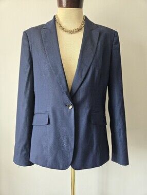 Hugo Boss Women’s Virgin Wool Navy Single-Button Blazer. Size 10